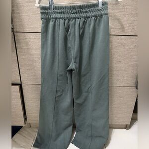 Lululemon cropped ribbed scuba pants